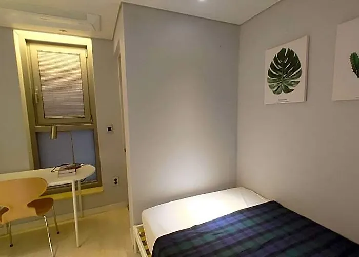 Hotel New Build So Neat & Near Park Seúl